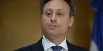 ExProcurador General dice teme por su vida tras «amenaza» de Rondón