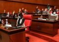 Aprueban proyecto prohibiría entrada no vacunados sitios públicos y privados