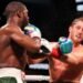 Floyd Mayweather dominó, pero no pudo noquear a Logan Paul