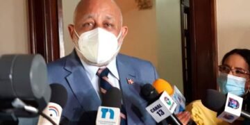 Educación conversa con el Gabinete de Salud para inocular a los estudiantes