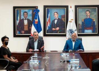 Presidente anuncia clases presenciales en septiembre; la ADP se reserva opinión
