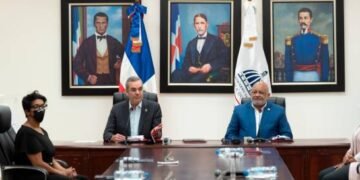 Presidente anuncia clases presenciales en septiembre; la ADP se reserva opinión