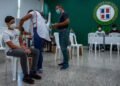 OMS recomienda al país continuar esquema vacunación de dos dosis