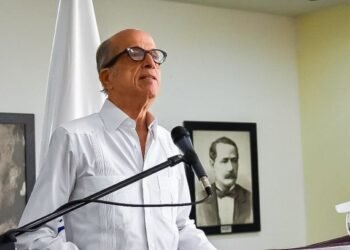 Max Puig es invitado por Pedro Castillo a su acto investidura presidente Perú