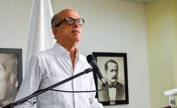 Max Puig es invitado por Pedro Castillo a su acto investidura presidente Perú