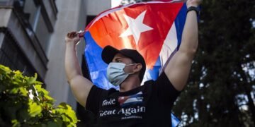 CUBA: Liberan un periodista de Radio Televisión Martí detenido tras protestas