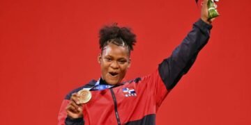 Crismery Santana gana bronce Tokio; voleibol de RD avanza cuartos de final