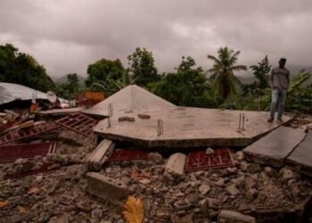 Saldo de muertos por el terremoto del sábado en Haití llega a 1,941