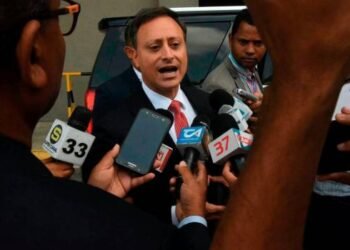 Defensa de Jean Alain deplora que Ministerio Público trata al exfuncionario como “el criminal más vil”