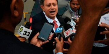 Defensa de Jean Alain deplora que Ministerio Público trata al exfuncionario como “el criminal más vil”
