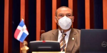 Senador Santiago Zorrilla, ingresado por COVID-19, se encuentra estable