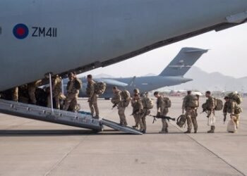 EEUU pone fin a 20 años de presencia militar en Afganistán