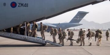 EEUU pone fin a 20 años de presencia militar en Afganistán