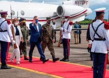 Presidente viaja mañana a Nueva York, hablará ante la ONU el miércoles