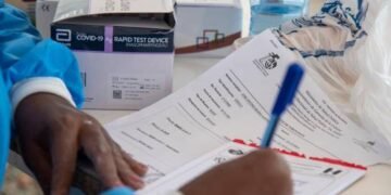 Autoridades sanitarias reportan tres muertes por coronavirus y 274 contagios