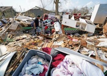 Sube a 25 los muertos por el huracán Ida en EEUU