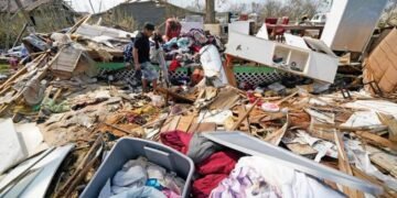 Sube a 25 los muertos por el huracán Ida en EEUU