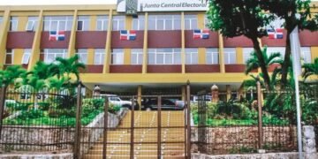 La JCE frena promociones de aspirantes a cargos electivos para 2024