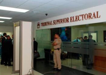 El Tribunal Superior Electoral inicia pago de compensaciones a exempleados