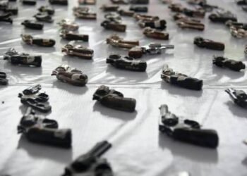 Convocan a concurso para diseñar monumento con restos de armas destruidas