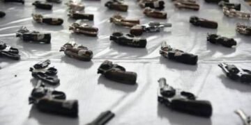 Convocan a concurso para diseñar monumento con restos de armas destruidas
