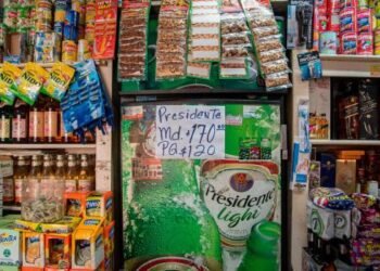 Colmaderos denuncian distribuidores acaparan cervezas para venderlas a sobreprecio