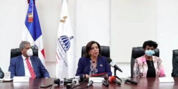 Concurso de oposición docente desde cero y examinarán a los reprobados