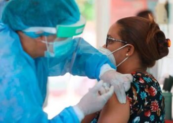 Octubre se despide con 22,800 contagios de COVID-19