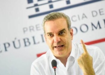 Presidente Abinader dice aplicará medidas migratorias “más estrictas” ante crisis en Haití