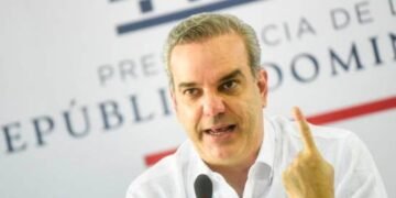 Presidente Abinader dice aplicará medidas migratorias “más estrictas” ante crisis en Haití