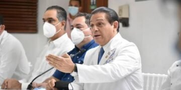 Ministro de Salud llama a la población a completar esquema de vacunación antes del primero de diciembre