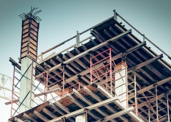 Ferreteros dicen materiales de construcción están caros y escasos