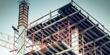 Ferreteros dicen materiales de construcción están caros y escasos