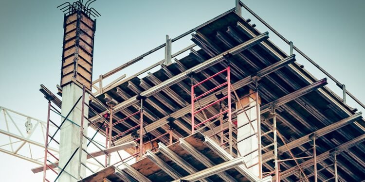 Ferreteros dicen materiales de construcción están caros y escasos