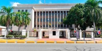 Renuncia la comisión de observadores del concurso docente del Minerd