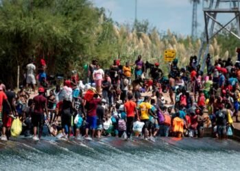 Deportaciones hacen caer cruce de migrantes haitianos hacia EEUU
