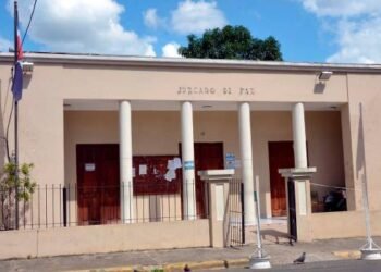 Dictan dos meses de prisión a estudiante dio 27 puñaladas a compañera en liceo