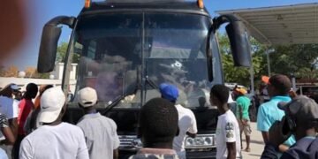 HAITI: Grupos armados asesinan a cuatro iban en autobuses públicos