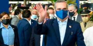 Oposición política enfrenta al gobierno de Luis Abinader