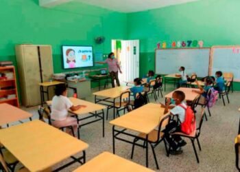Vuelta a clase presencial no provocó incremento de casos COVID-19