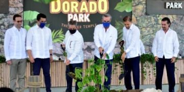 Presidente participa en el inicio construcción del Dorado Park