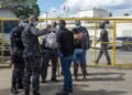 Militares asumen control cárcel La Victoria; buscan armas y drogas