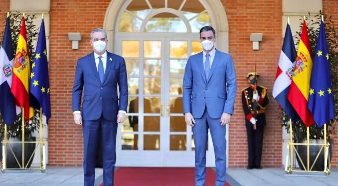 Presidente de España dice que seguirán invirtiendo en turismo dominicano
