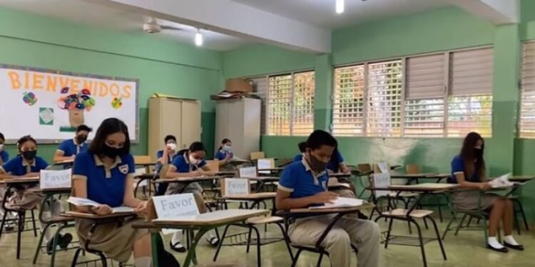 RD retomará clases presenciales el martes pero de forma voluntaria