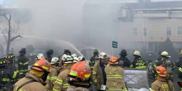 Se reporta otro incendio en El Bronx; hay una persona fallecida y nueve heridos