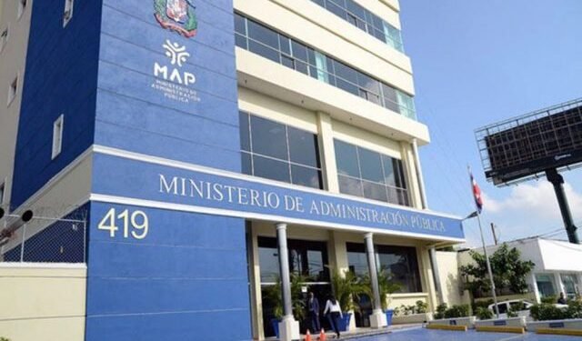 MAP ordena sancionar empleados no presenten tarjeta con 3 dosis