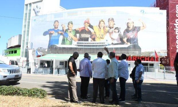Gobierno remodela el Estadio Quisqueya para Serie del Caribe