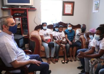Presidente promete justicia caso muerte niños atropellados SPM