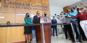 PE deposita instancia ante CCRD para auditoría a Punta Catalina