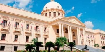 Abinader declara utilidad pública terreno para construir subcentro de la UASD en Azua